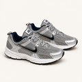 Nike Zoom Vomero 5 — Argent & Bleu marine